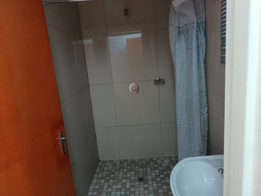 5 Bedroom Property for Sale in New Park Northern Cape